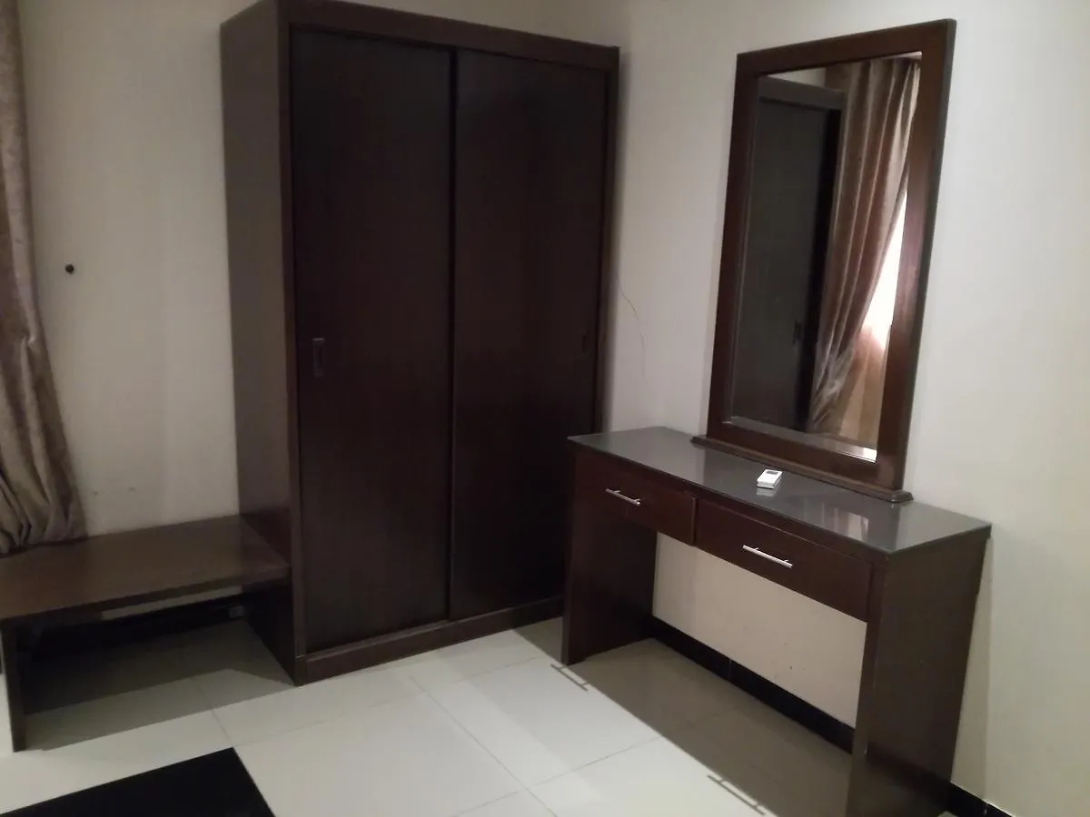 Nozol Makarem Aparthotel 리야드