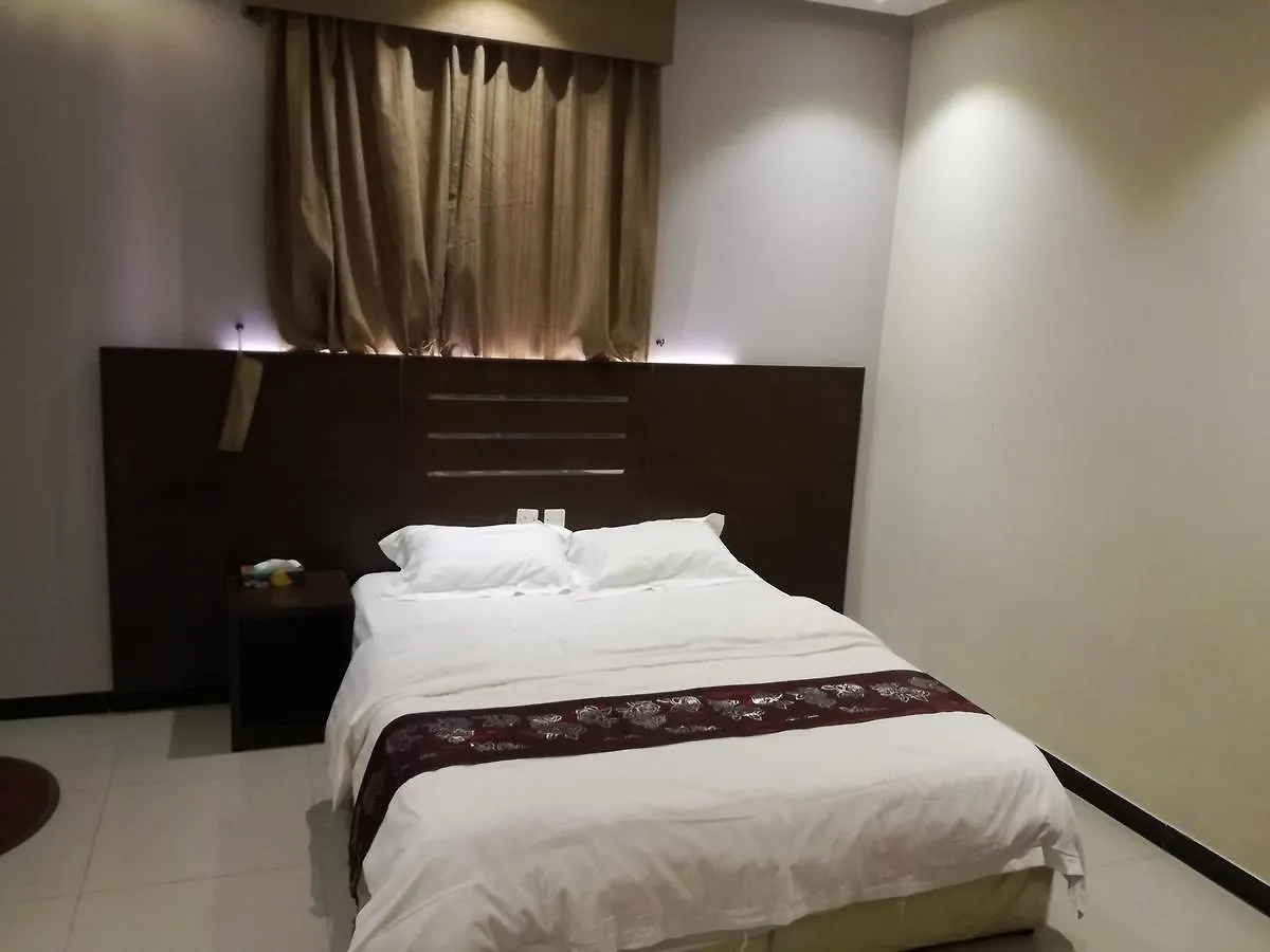Nozol Makarem Aparthotel 리야드